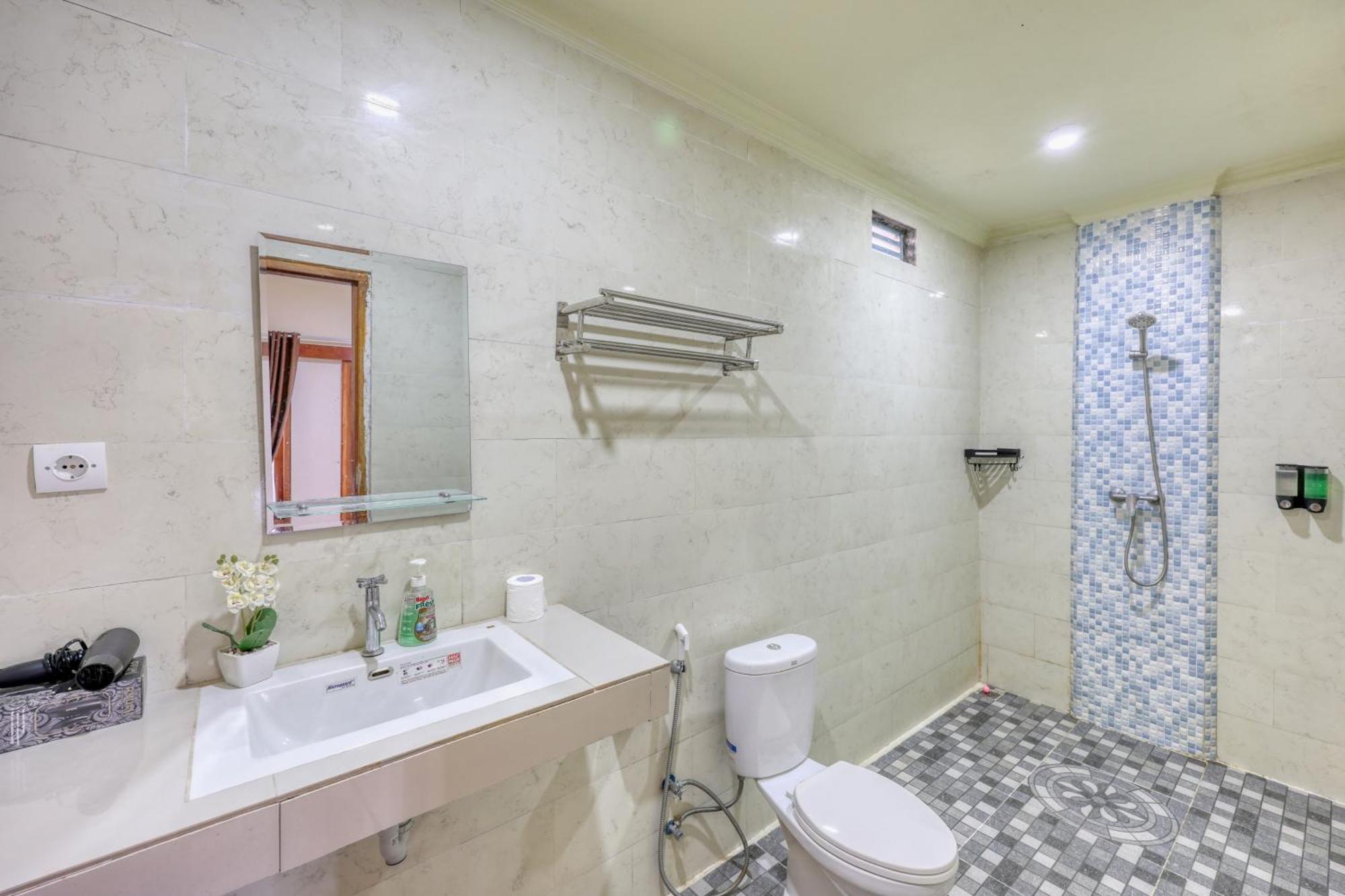 RR Cottage RedPartner Sakti Exterior foto